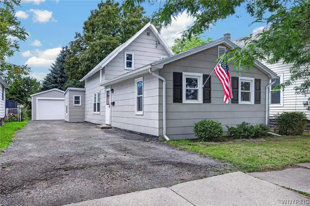 128 Lincoln Avenue, North Tonawanda