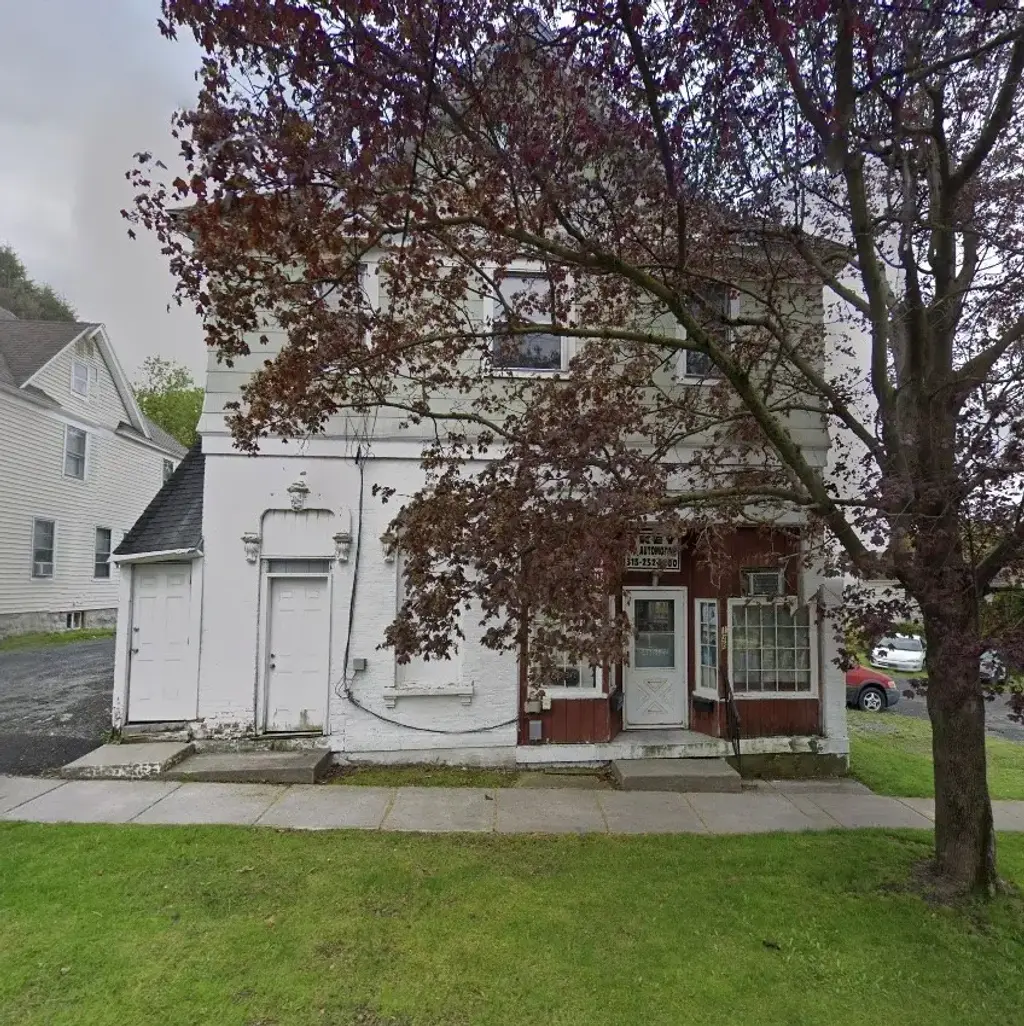 138 Wall Street, Auburn