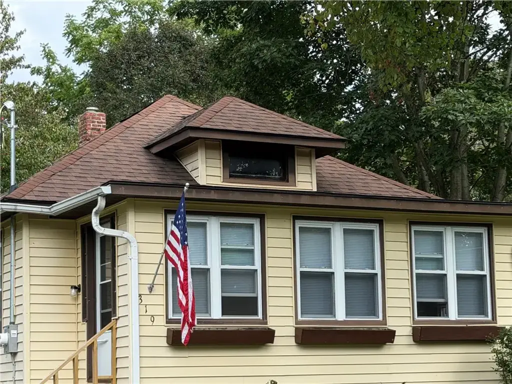 319 Bonaview Avenue, Southport