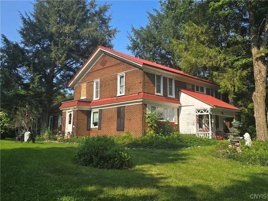 10629 Skaneateles, Brookfield