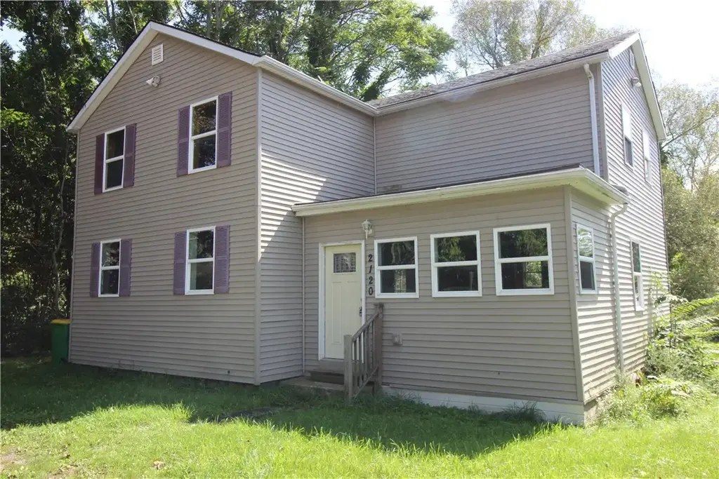 2120 Ridge Road, Ontario