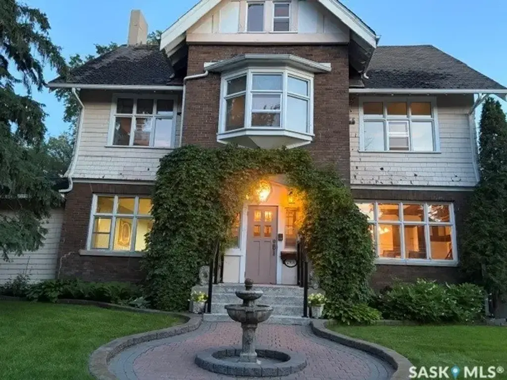 2301 15th Avenue, Regina