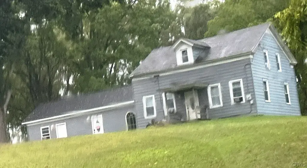 2278 W State Route 370, Cato