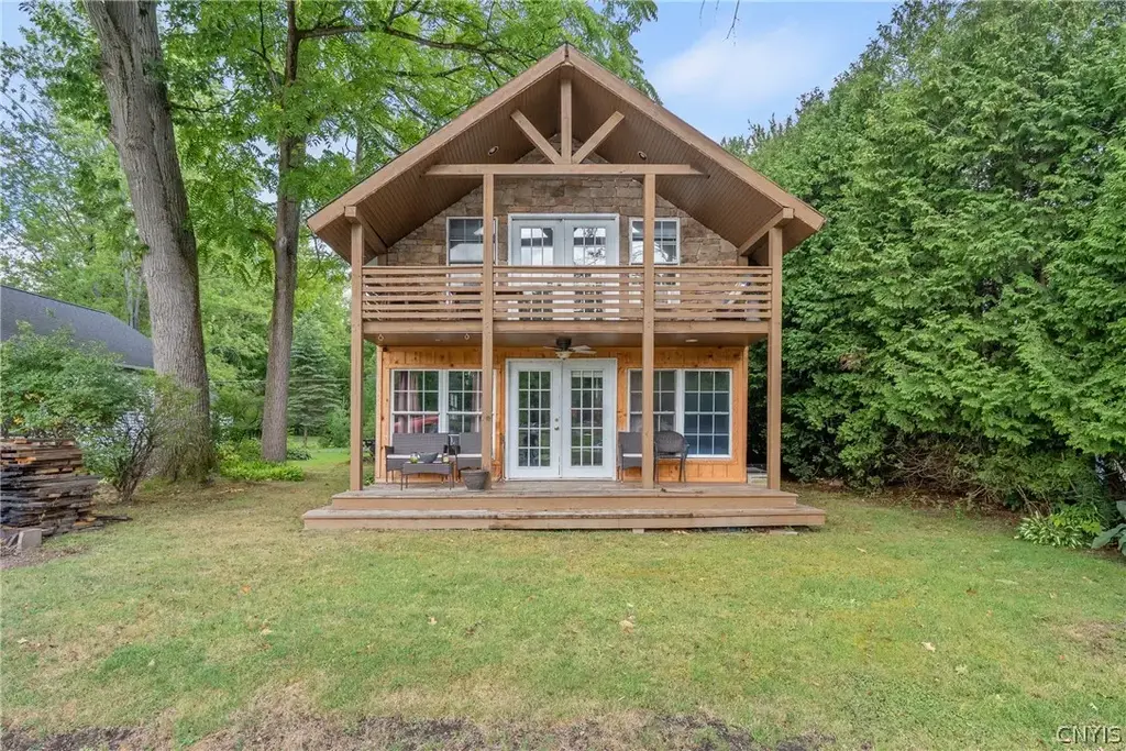 8438 Tuttle Road, Cicero