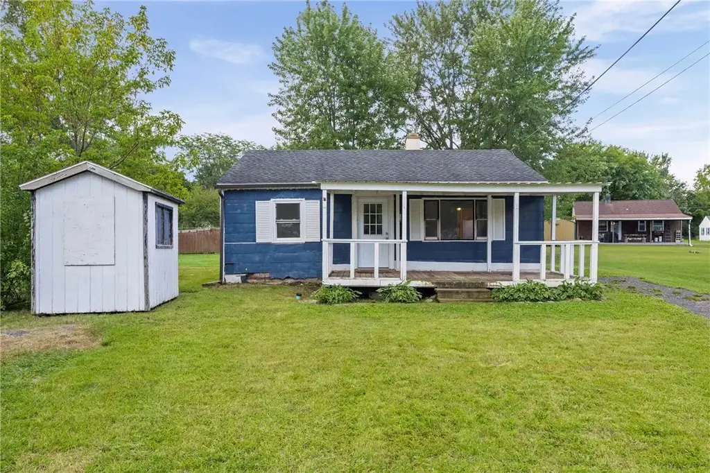 6 Seneca Circle, Seneca Falls