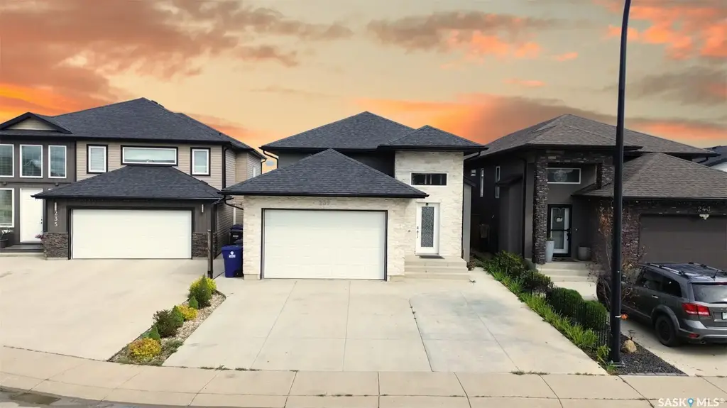 239 Bentley Court, Saskatoon
