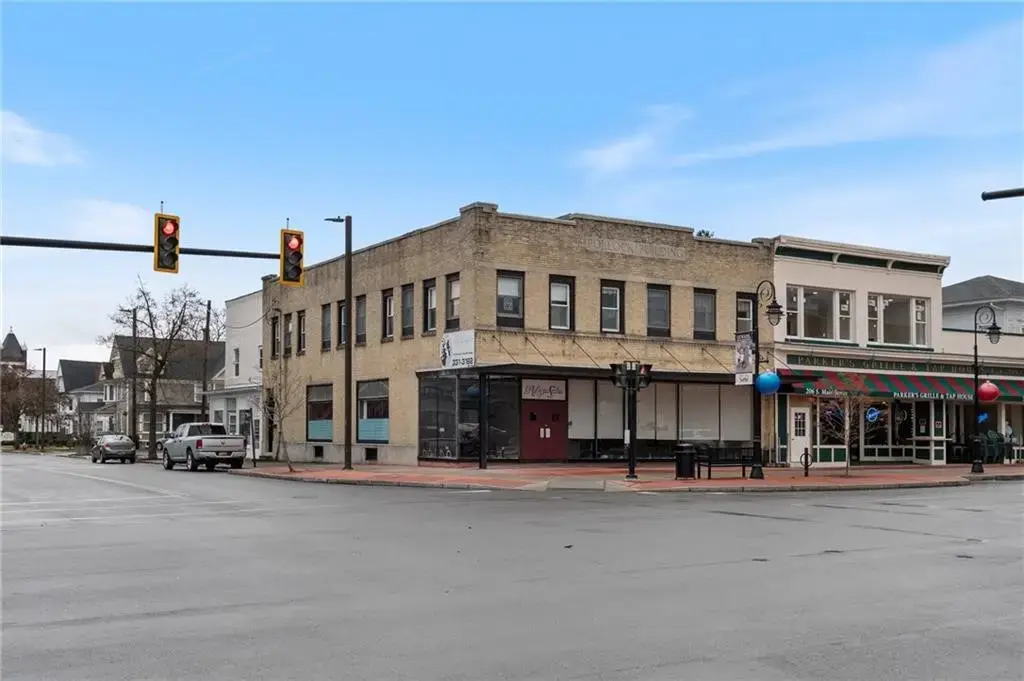 202 S Main Street, Arcadia