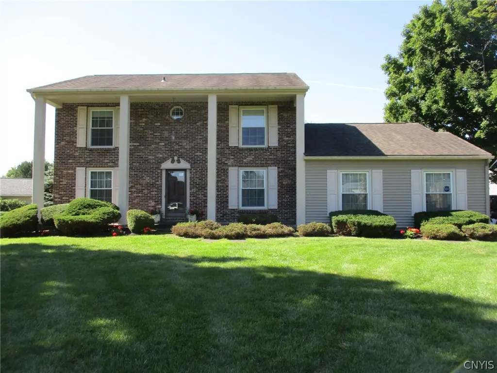 Photo of Listing #S1713301