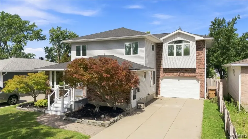 268 Crandon Boulevard, Cheektowaga