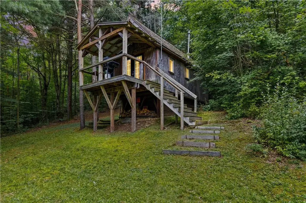 2288 Green Dolphin Street, Wayland