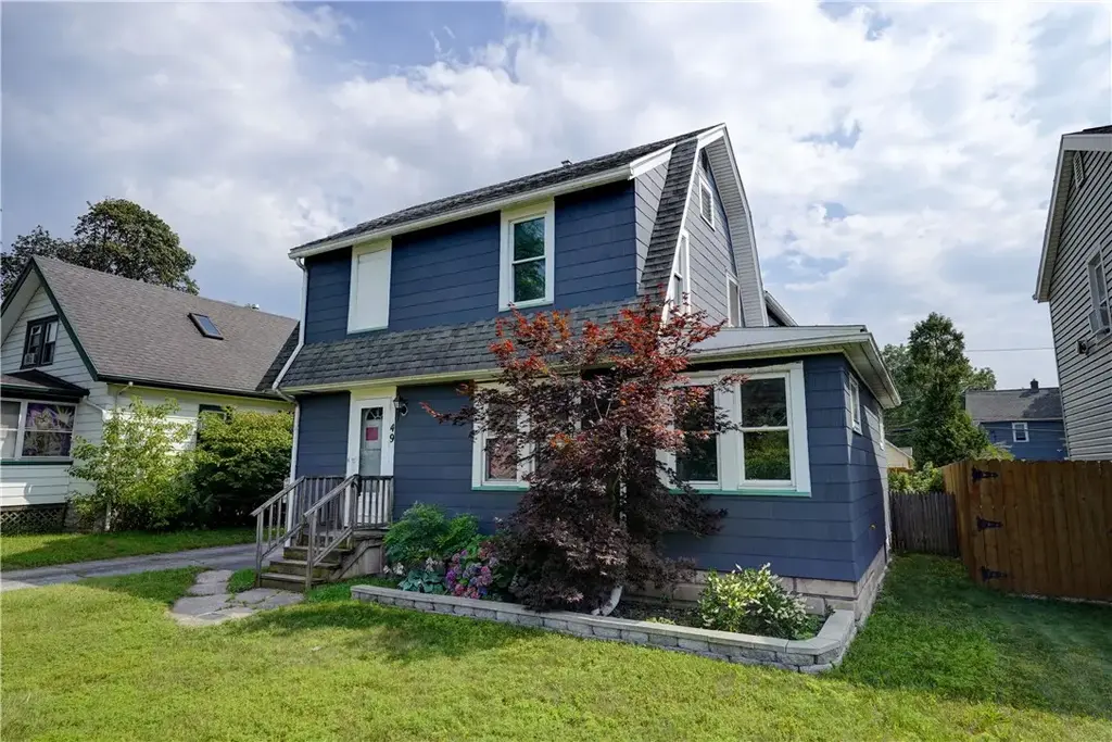 49 Brayton Road, Greece