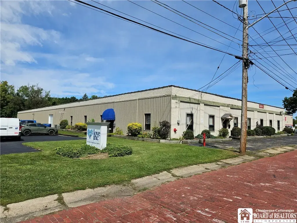 217 Hopkins Avenue, Jamestown