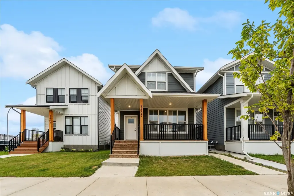 2807 Rosewood Drive, Saskatoon