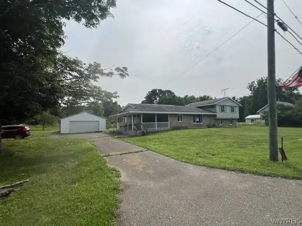 11795 Main Street, Perrysburg