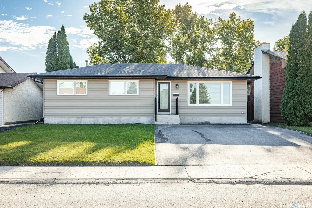 21 Blue Sage Drive, Moose Jaw