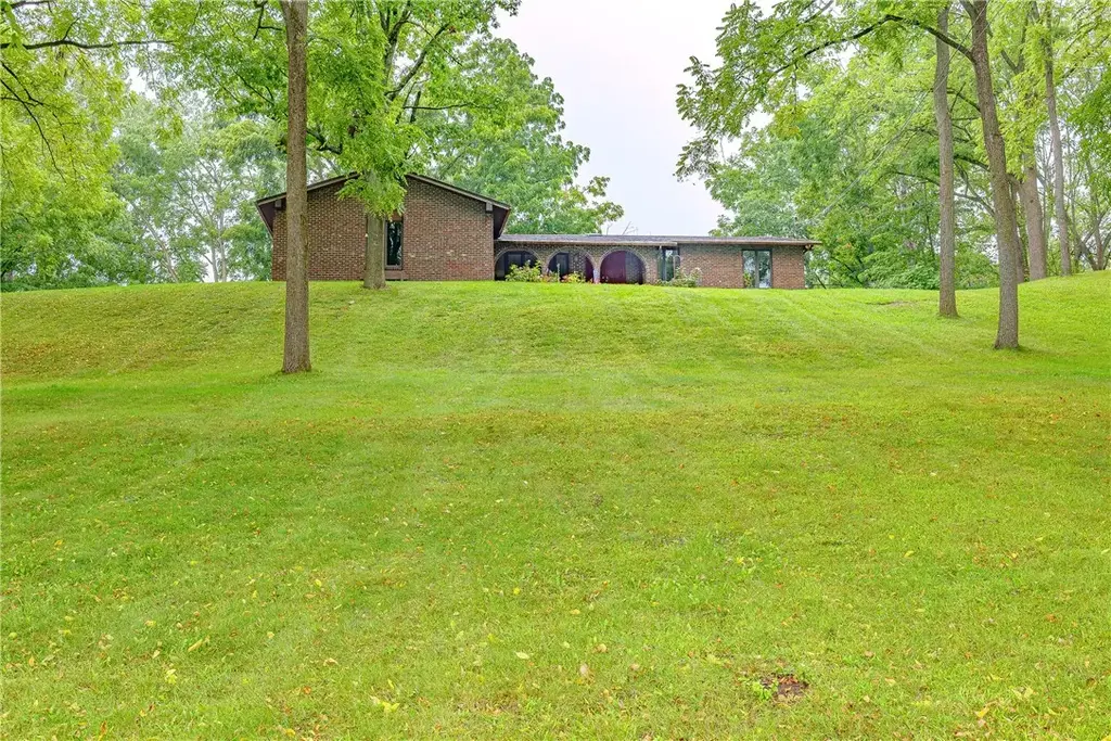 451 Victor Road, Perinton