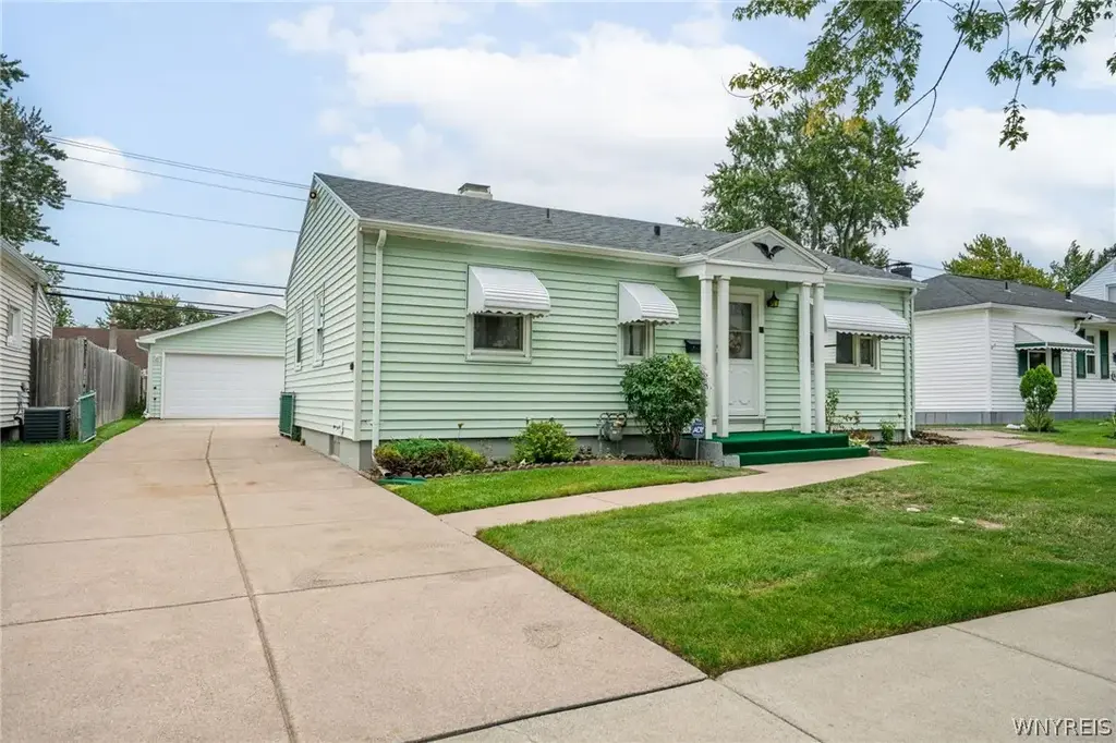 87 Floradale Avenue, Tonawanda
