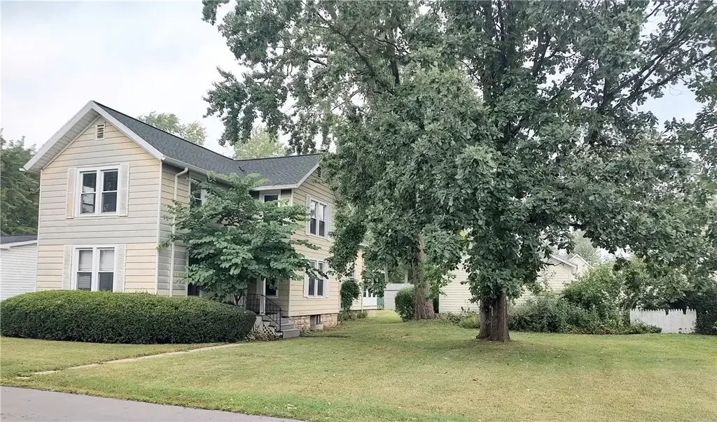 12 John Street, Seneca Falls