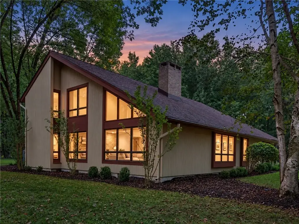 275 Wardell Road, Rush