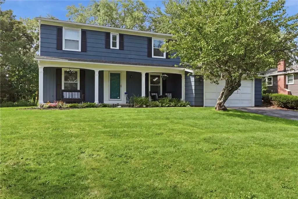 33 Harper Drive, Pittsford