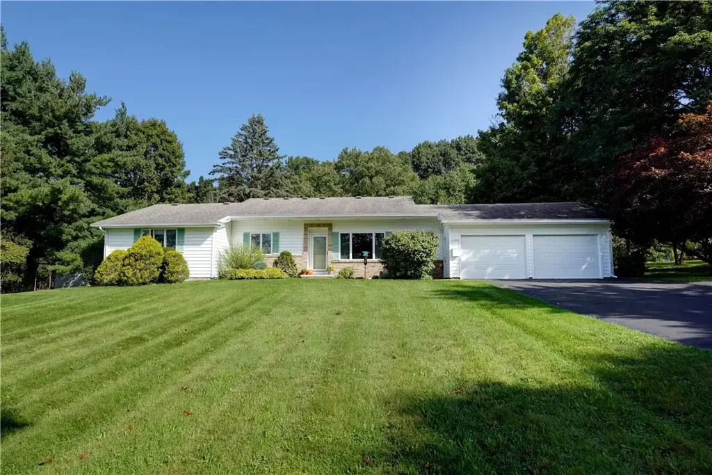 2690 Rush Mendon Road, Rush