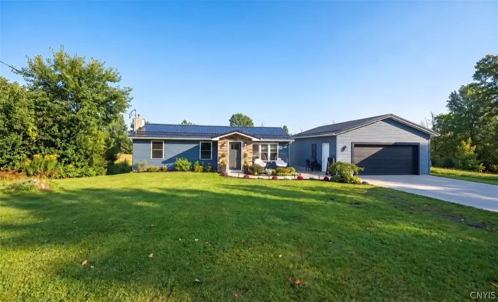 6948 N Division Street Road, Throop
