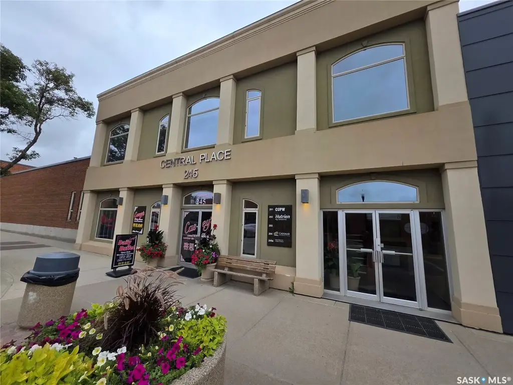 245 Central Avenue N 202, Swift Current
