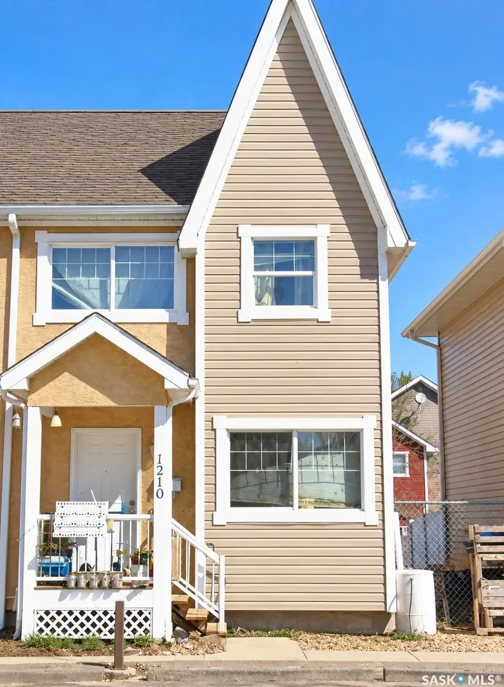 1210 14th Avenue, Regina