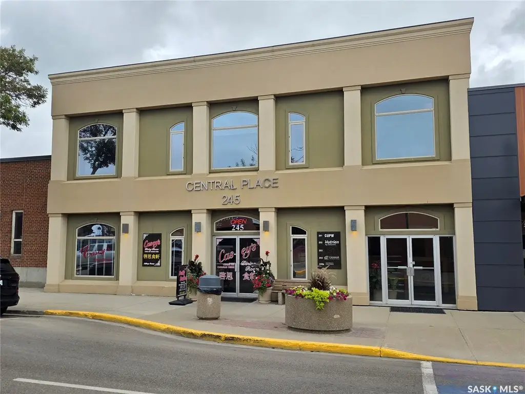 245 Central Avenue N 205, Swift Current