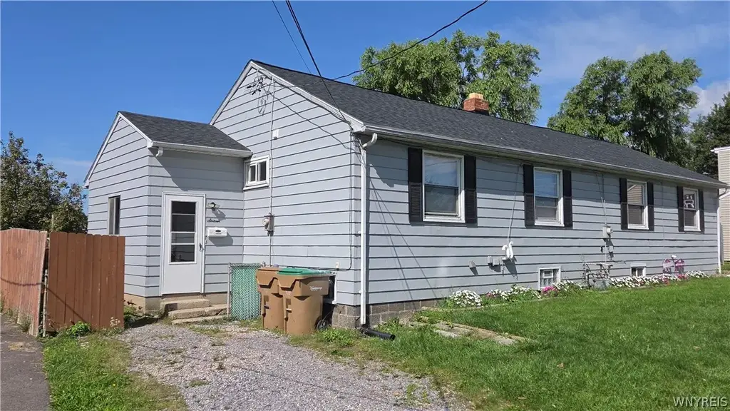 18 Sandstone Drive # 16, Cheektowaga