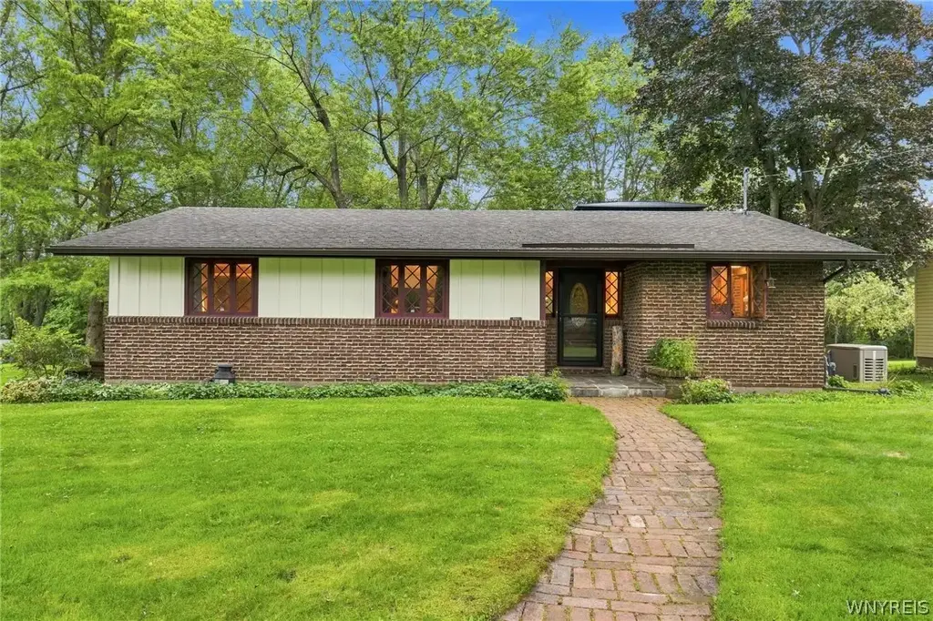 5065 Alexander Drive, Clarence