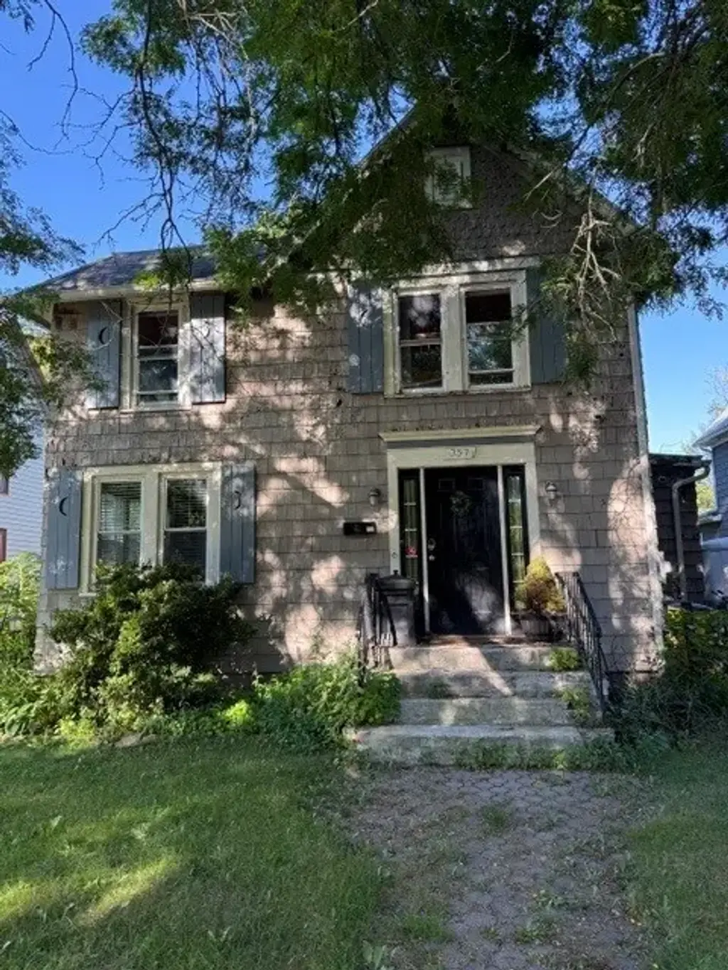 357 Riverside Avenue, Elmira City