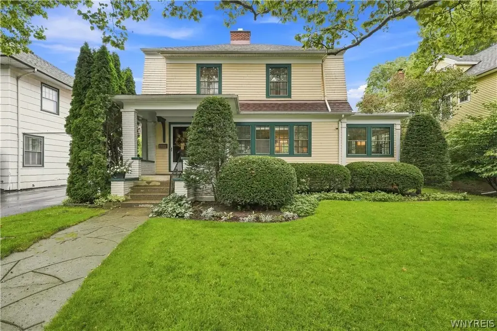 373 Woodbridge Avenue, Buffalo