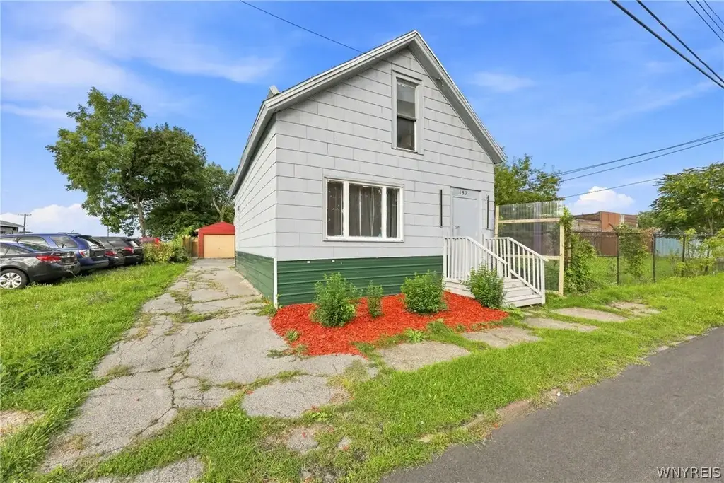 150 Emslie Street, Buffalo