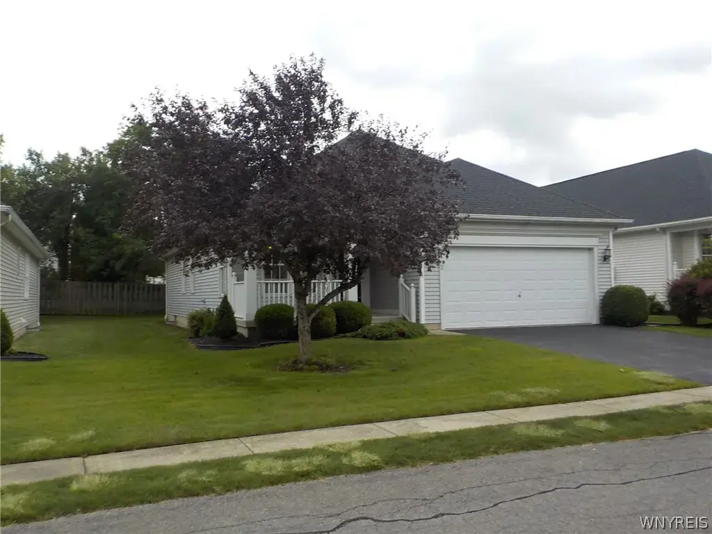 12 Rushford Hollow Drive, Cheektowaga