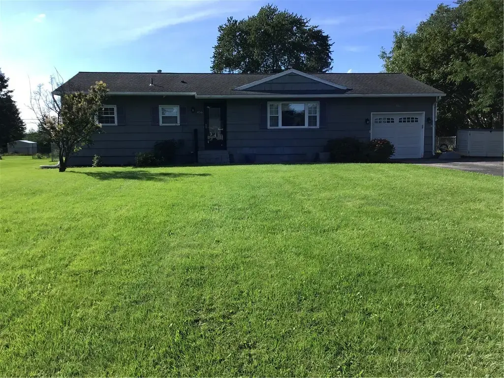 456 Wildbriar Road, Henrietta