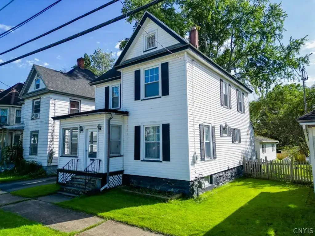 513 Prescott St, Herkimer