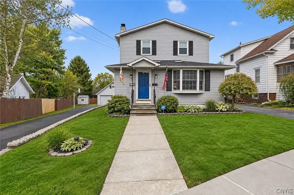 1113 N Glencove Road, Syracuse
