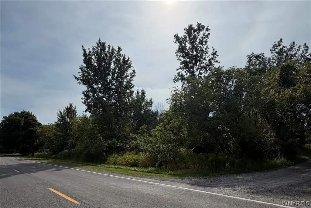 1186 Quaker Road, Somerset