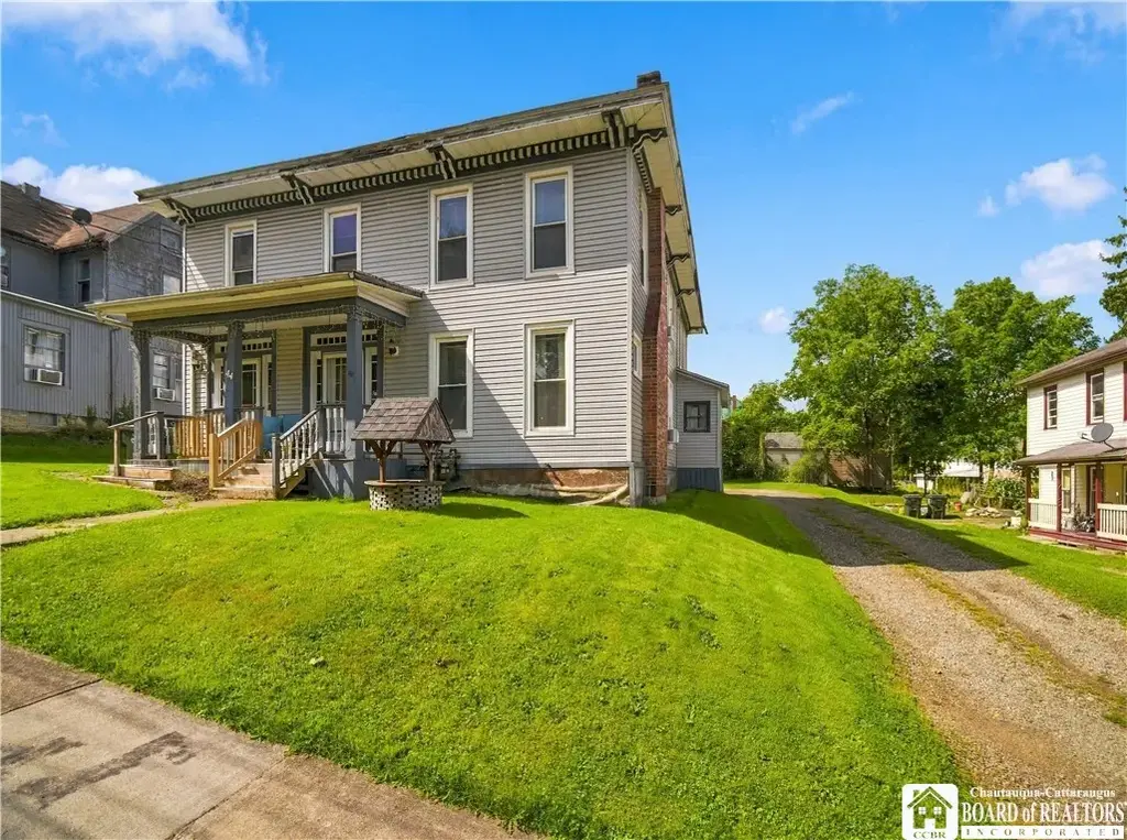 44 Broadhead Avenue, Jamestown