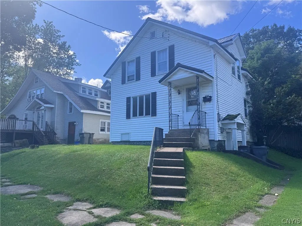 Photo of Listing #S1714271