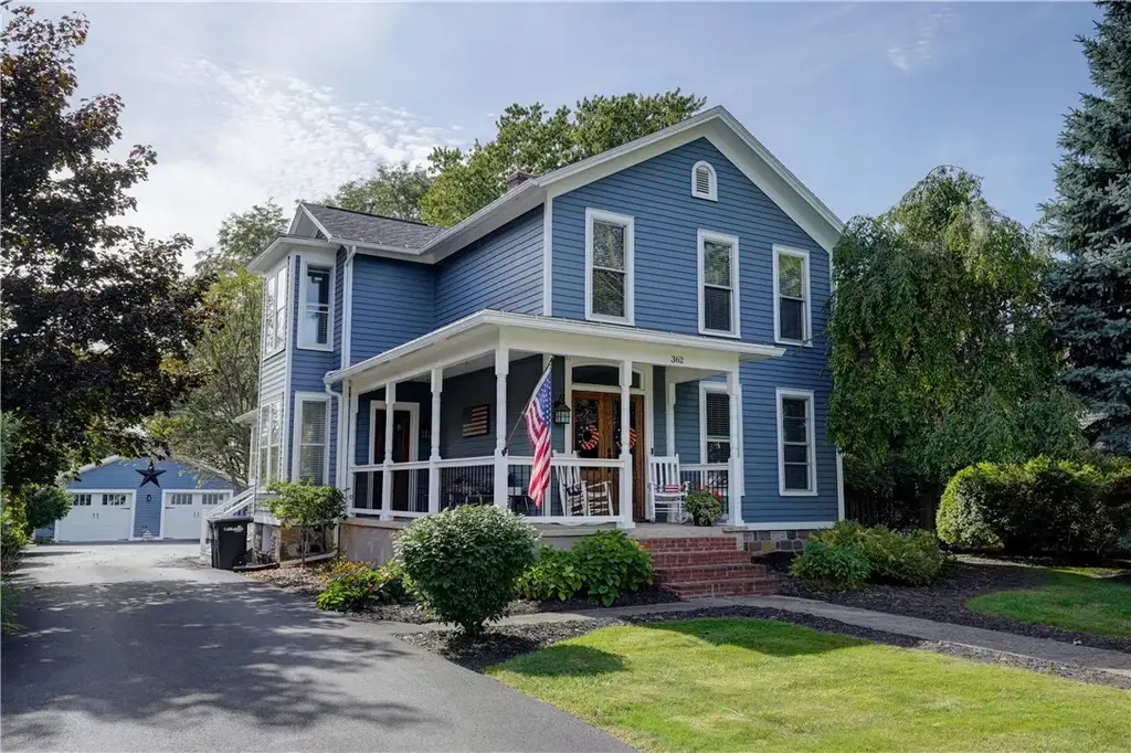 362 N Main Street, Canandaigua City