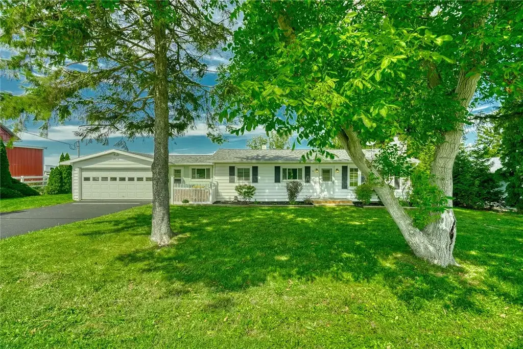 4650 Emerson Road, Canandaigua Town