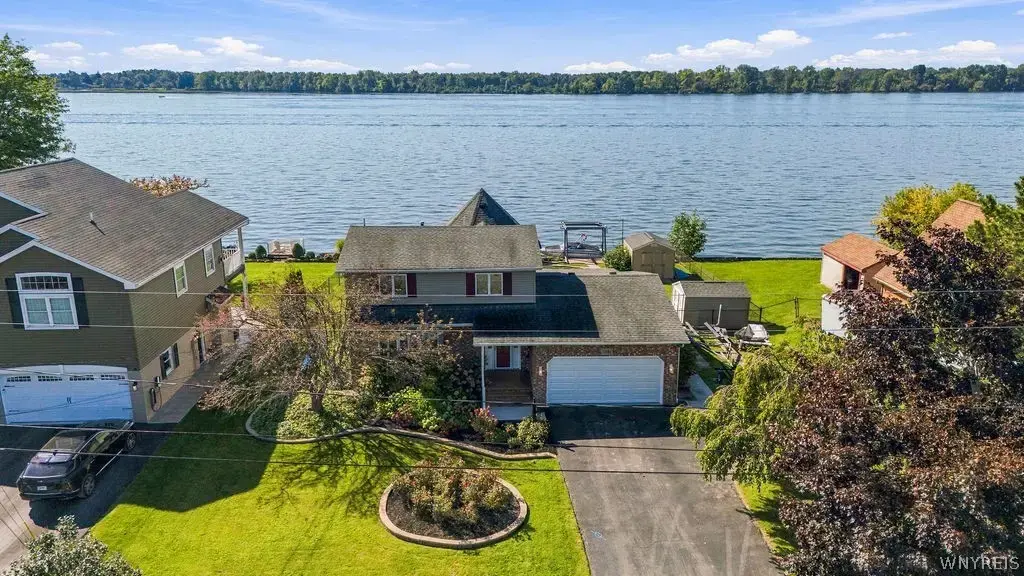 7651 W Rivershore Drive, Niagara Falls