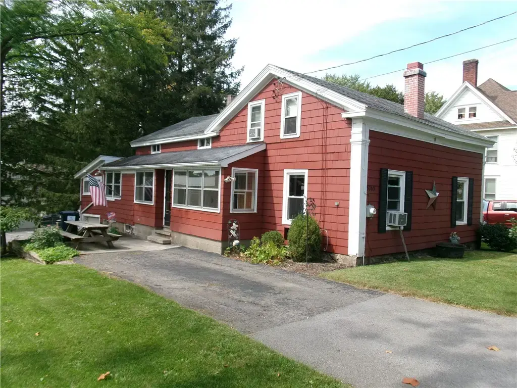 3765 Mill St, Marion