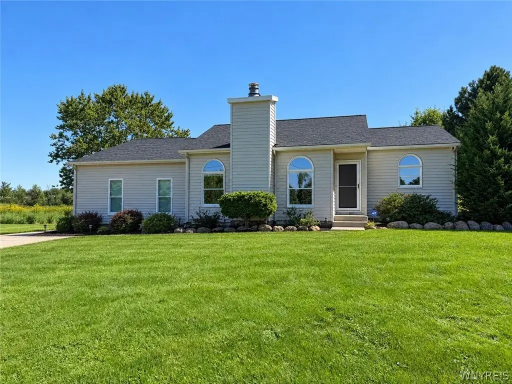 6289 Aiken Road, Pendleton