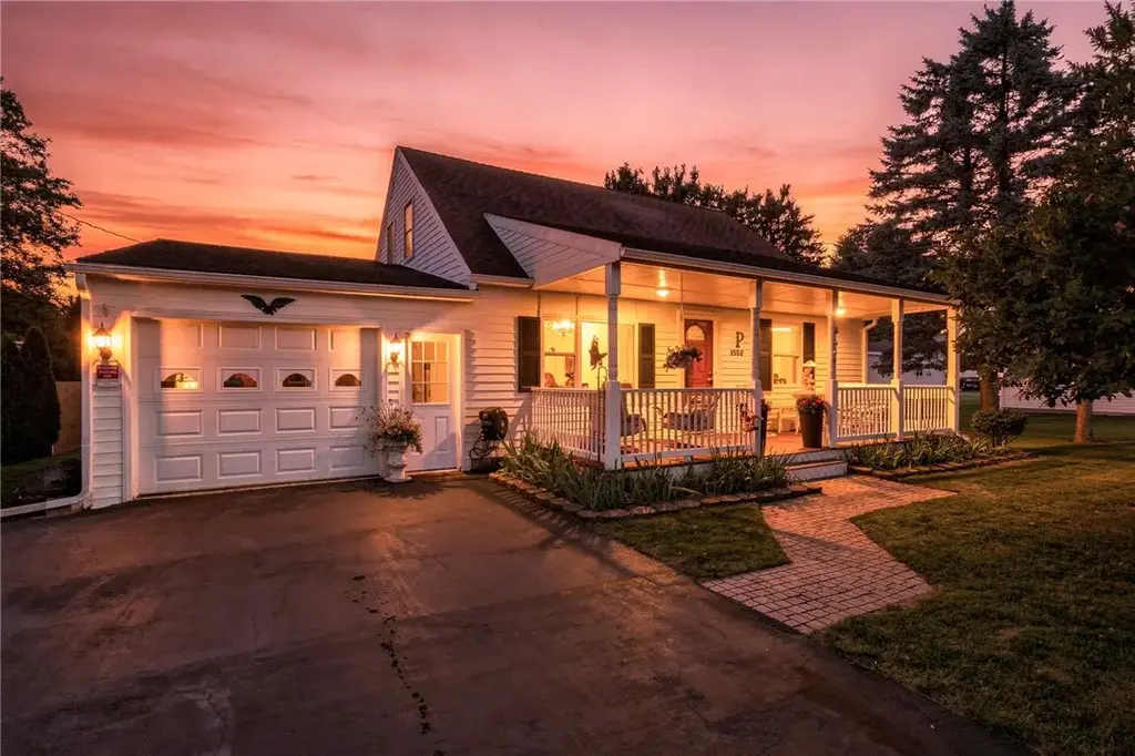 1502 Marywood Drive, Southport