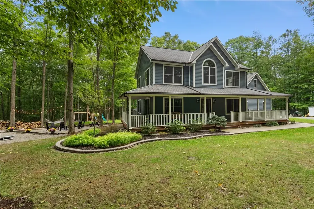 6775 Liberty Pole Road, Springwater
