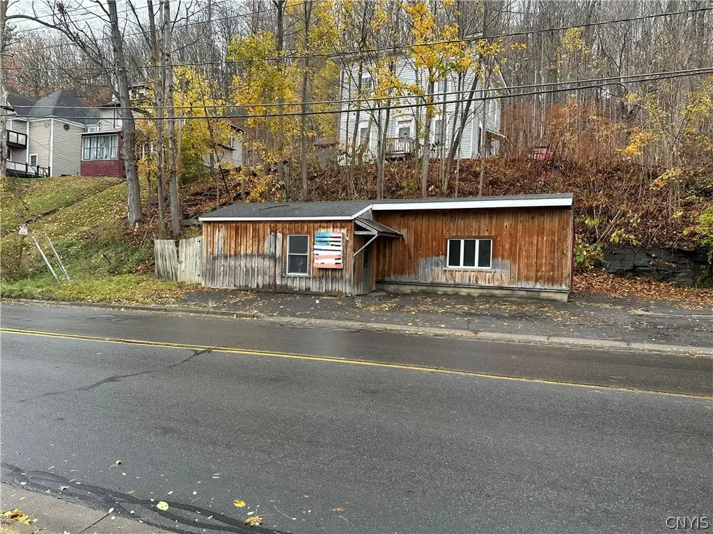 128 Chestnut Street, Oneonta