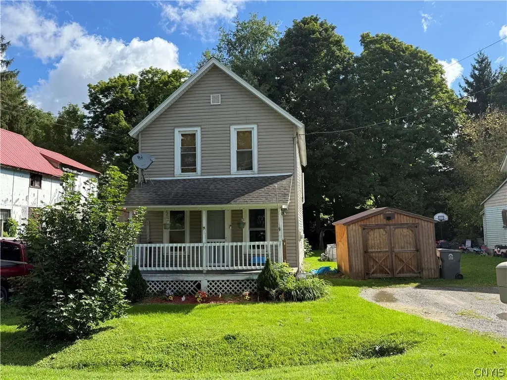 1380 E River Road, Cortlandville